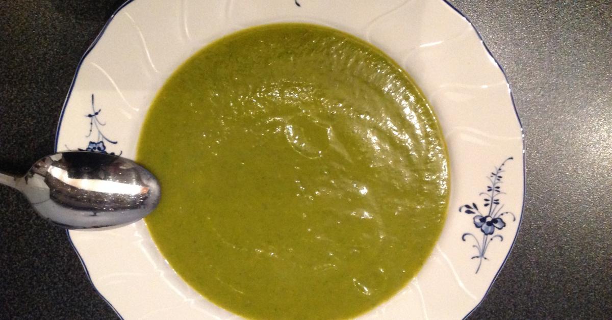 Velouté butternut et fane de radis par Agnès07130. Une recette de fan à