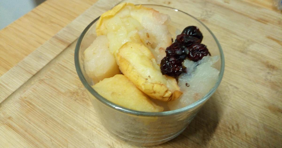 COMPOTE DE POMME ET CRANBERRY A LA VAPEUR par Autesserre Dome. Une