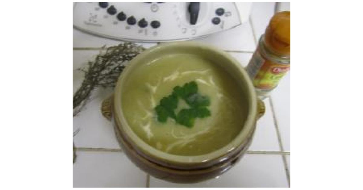 Velouté de céleri-rave parfumé par Jolynoise. Une recette Velouté de céleri-rave parfumé par Jolynoise. Une recette