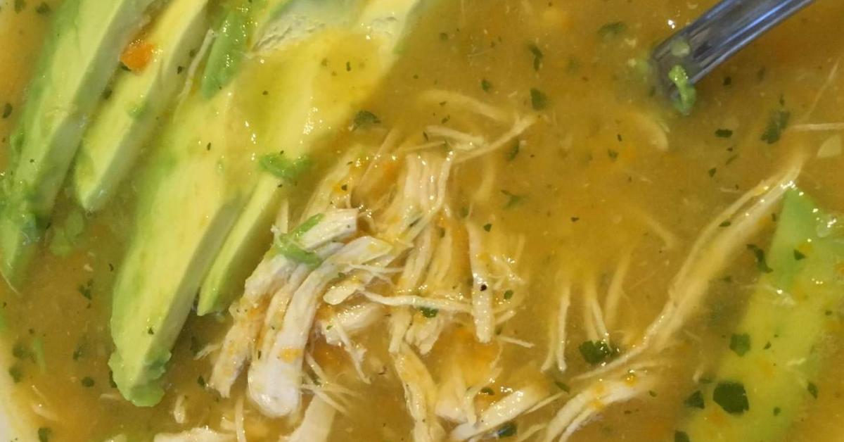 SOUPE DE POULET (Consomé de Pollo Mexique) par QSWI2141. Une recette