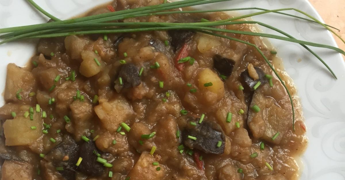 Recette Aubergine / Pomme De Terre à La Poêle Aloo Baingan pommes de terre Aubergines par UneY. Une recette de fan à