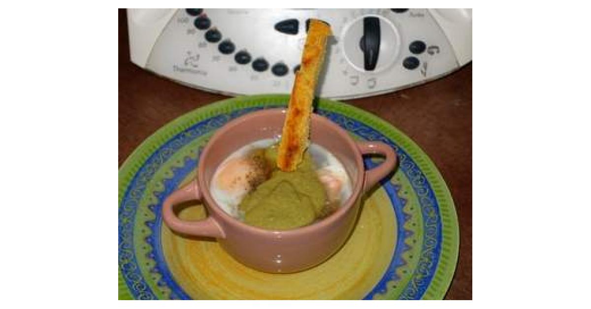 Oeufs cocotte saumon, sauce à l'oseille et au Maroille par DELPH37. Une