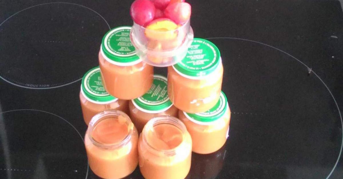 Compote de pommes et prune par sarazzascrap. Une recette de fan à