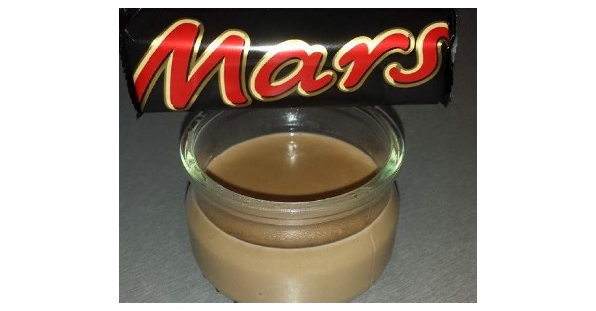 Crème dessert au Mars par lyanny. Une recette de fan à retrouver dans