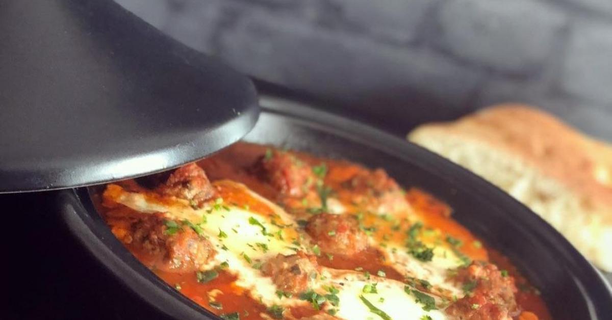 Tajine kefta aux oeufs by fadilas cooking par Deliadelia. Une recette